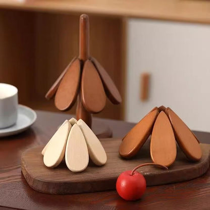 Folding Wooden Christmas Tree Trivet Set for Holiday Tables