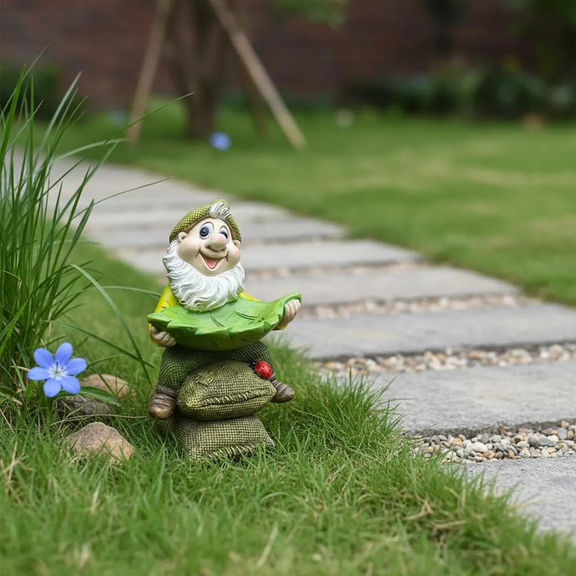 Gnome Leaf Bird Feeder Garden Statue