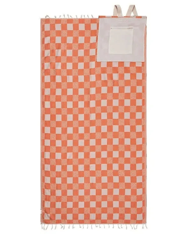 🏖️2-in-1 Convertible Towel & Backpack with Inner Zip Pocket & Sand-Repelling Fabric– Pre-Sale