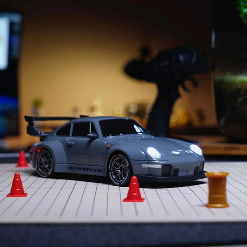 1/24 4WD RC Drift Car – 20KM/H High-Speed with LED Lights