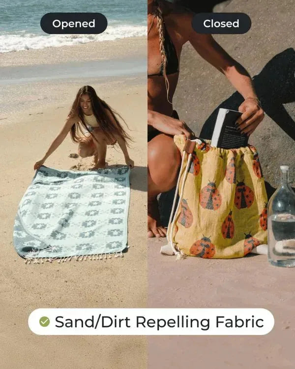 🏖️2-in-1 Convertible Towel & Backpack with Inner Zip Pocket & Sand-Repelling Fabric– Pre-Sale